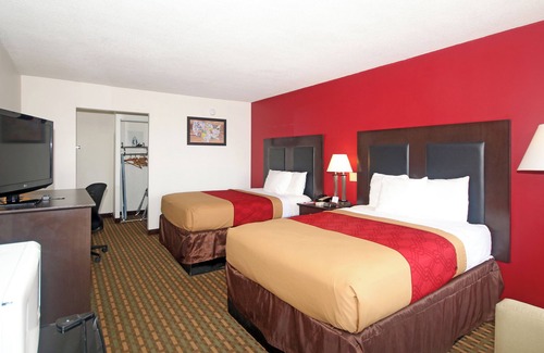Pilot Mountain Hotel | Sleep well Inn and Suites