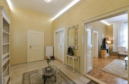 Vinohrady Apartamento | Amethyst apartment