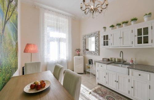 Vinohrady Apartamento | Amethyst apartment