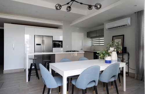 Santo Domingo Apartamento | AMG Life 2BDR w/Pool, rooftop and walkable location