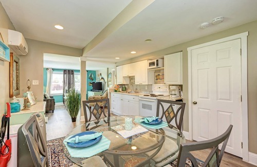 Bradenton Beach Casa | AMI Lighthouse Cottage-one Minute Walk To The Beach-keyless Locks