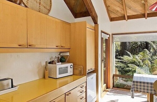 Omori Casa | En medio de Bush y Birdsong - Pukawa Holiday Home