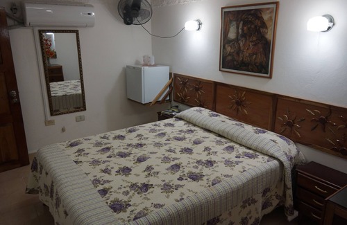 Cienfuegos Casa | Amigos de Barcelo