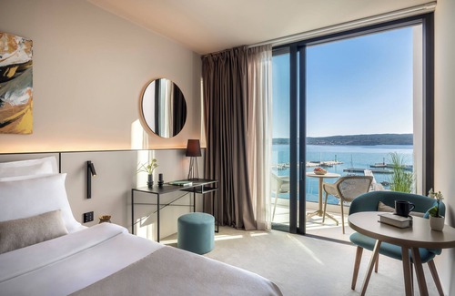Crikvenica Hotel | Aminess Younique Narrivi Hotel