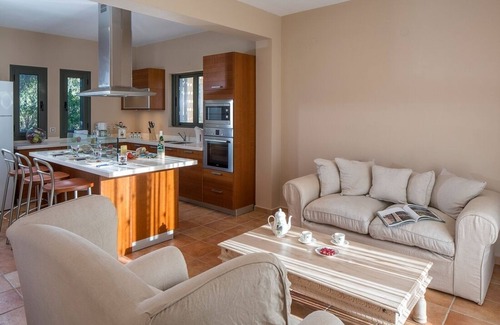 Sarlata Villa | Ammes Zen Villa "Mare"