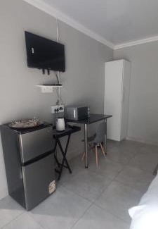 Klerksdorp Casa | Ammigos Guesthouse