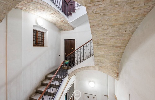 Historic Castle District Casa | Amo Castle Rooms - Suite Gold