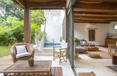 Playa Santa Teresa Casa | Boutique Surf Villa Amoi N a pie de la playa