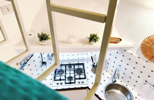 Latina Lido Apartamento | [Among the alleys of Sperlonga] History, Sea and Relaxation
