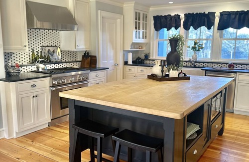 Lenox Dale Casa | Amore Estate - beautiful room with many places to explore and relax in.