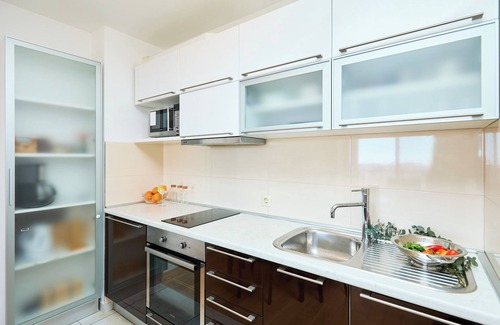 Gruz Apartamento | Amore Sea View - One Bedroom Apartment, Sleeps 4