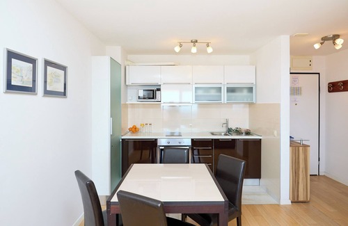 Gruz Apartamento | Amore Sea View - One Bedroom Apartment, Sleeps 4