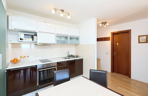 Gruz Apartamento | Amore Sea View - One Bedroom Apartment, Sleeps 4