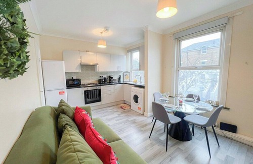 North Acton Apartamento | Ample Acton 4-bedroom flat | Ealing | West London