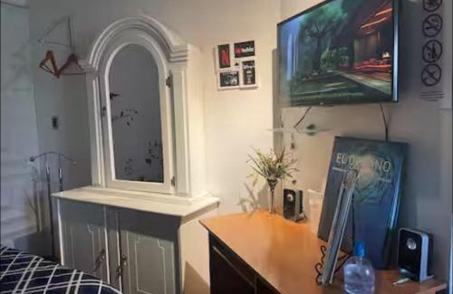 Metepec Apartamento | Amplia Habitación tipo Ejecutiva con baño y acceso privados