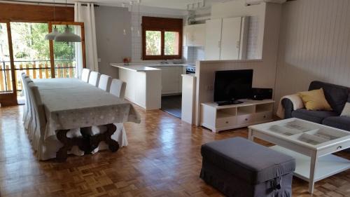 Llivia Apartamento | Amplio apartamento con piscina en Llívia