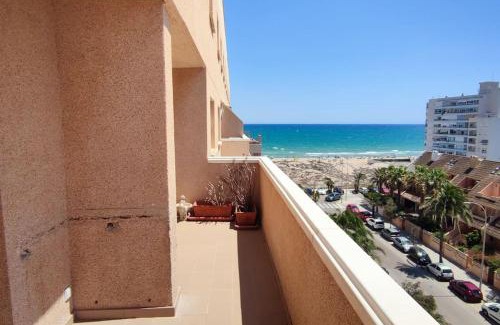 Pobles del Sud Apartamento | Amplio apartamento con vista al mar en El Perelló