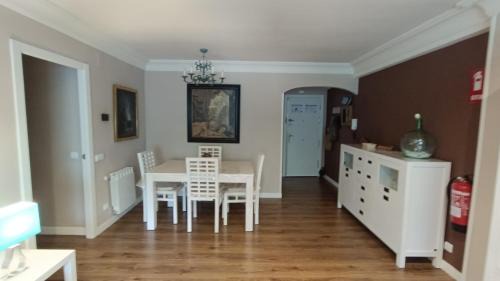 Aranjuez Apartamento | Amplio Apto con patio privado