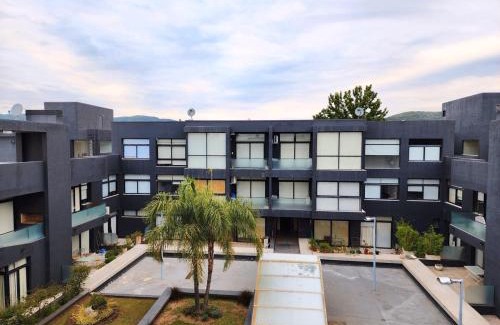 Villa Carlos Paz Apartamento | Amplio departamento frente al lago-seguridad 24hs