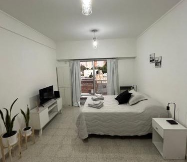 La Plata Apartamento | Amplio monoambiente en 7 y 34