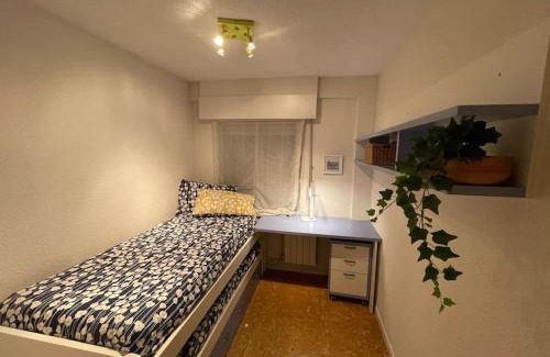 Parque de la Coruna Apartamento | Amplio piso sierra. Bien comunicado con Madrid.