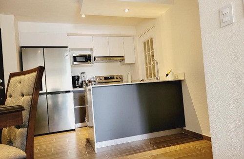Zona 7 Apartamento | Amplio y céntrico en zona 11 y 7