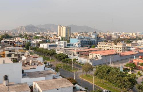 La Victoria Apartamento | Amplio y Familiar 3BR de 3 pisos. Smart Home