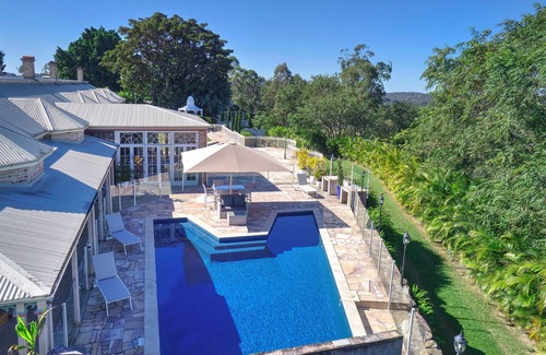 Draper Casa | Amrata Estate: Retreat Unite Wed Celebrate Party in Style!