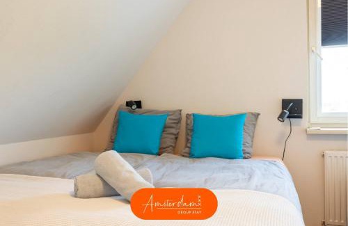 Zwanenburg Casa | Amsterdam Group Stay - Jacuzzi, Sauna & Cinema