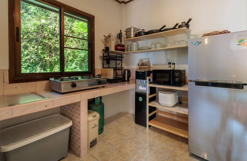 Wok Tum Casa | Amsterdam House Hin Kong 2BR 4K TV AC