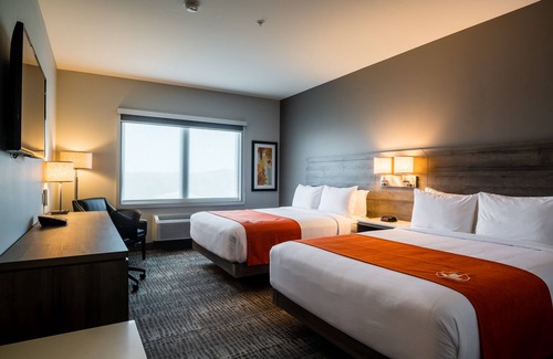 Florenceville-Bristol Hotel | Amsterdam Inn & Suites, Ascend Hotel Collection