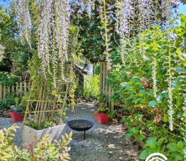 Saint-Hilaire-du-Maine Casa | Anémérial et Capucine