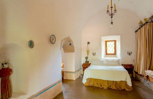 Pitigliano Casa | An Ancient "Convento" in Tuscany now with Pool for a Great Holiday