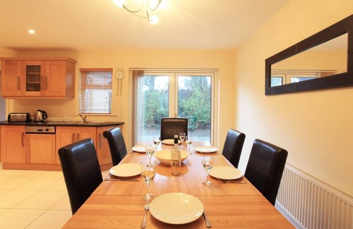 Kenmare Casa | Un roble ardmullen de 3 camas con capacidad para 6 personas en 3 habitaciones.