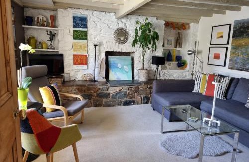 Fishguard Casa | An Artist's Cottage