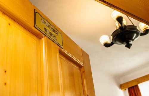 Sighisoara Apartamento | An der Holztreppe