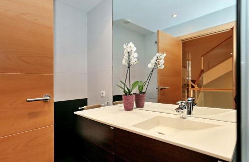 Palau Casa | An excellent double room close to the UDG University