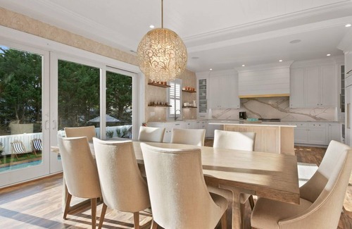 Stone Harbor Casa | An exceptional new property. Set in one of the most sought after and secluded neighborhoods and yet close to downtown Stone Harbor
