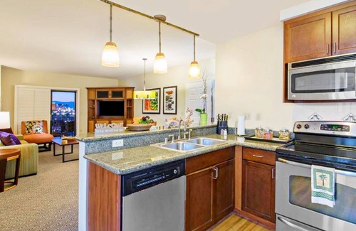 Las Vegas Condominio | An Island-Inspired Oasis