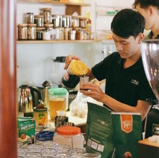 Thuy Xuan Cabina | An Nam Hue Boutique