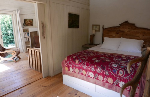 Saint-Etienne-du-Gres Cabina | An oasis in nature, Swimming pool-comfort-nature park-Alpilles gite 60 m2