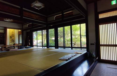 Nantan Casa | An old private house for rent surrounded by rich n / Nantan Kyōto