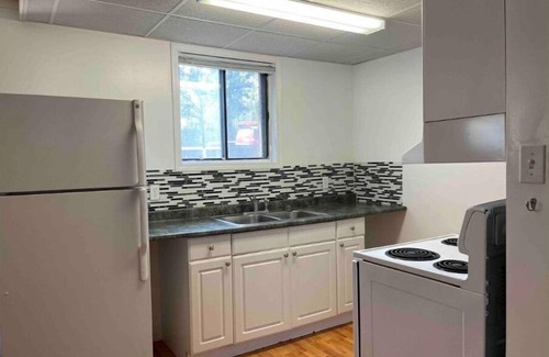 Renfrew Casa | An Older Home in a Safe and Quiet Neighborhood.