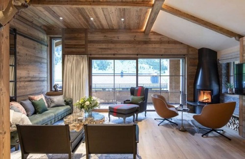 Lech am Arlberg Apartamento | AN ULTRA LUXURIOUS & STYLISH APARTMENT CLOSE TO SKI LIFT WITH SPA