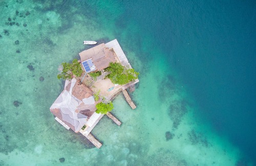 Rosario Islands Casa | Una casa privada inolvidable rodeada de aguas turquesas.