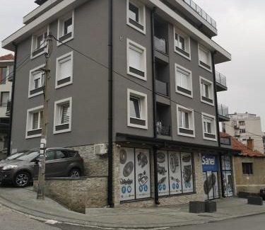 Uzice Apartamento | ANA LUX