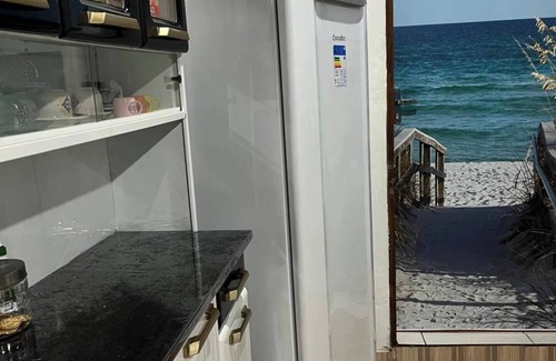 Barreirinhas Chalet De Esquí | Ana's Chalets with kitchen. 60 meters from the Preguiça River