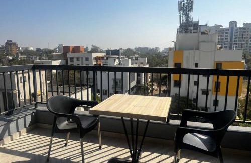 Nashik Apartamento | Anahat Host All Shuttler 2BHK 2 Bed AC Appartment