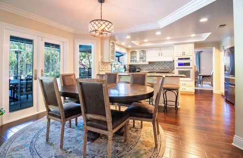Anaheim Hills Casa | Anaheim Hills Haven Grand 5-BR Home with Pool/Spa & Lush Outdoor Living