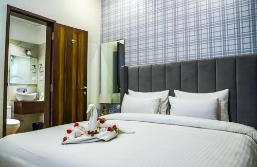 Vrindavan Casa | Anand Varsha Luxury Stays